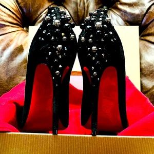 CHRISTIAN Louboutin, Pigalle Follies 100mm. Suede metallic studs & Strass EU38.5